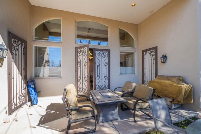 2200 Via Seville Road NW, Albuquerque, NM 87104