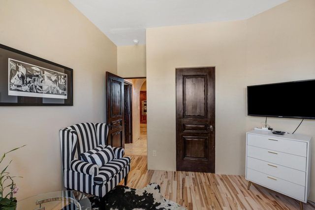 2200 Via Seville Road NW, Albuquerque, NM 87104