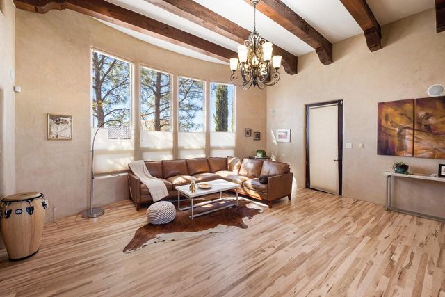 2200 Via Seville Road NW, Albuquerque, NM 87104