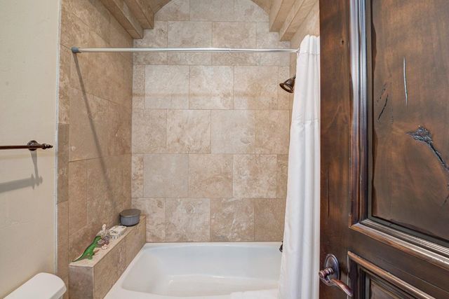 2200 Via Seville Road NW, Albuquerque, NM 87104