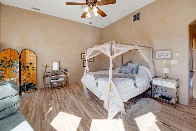 2200 Via Seville Road NW, Albuquerque, NM 87104