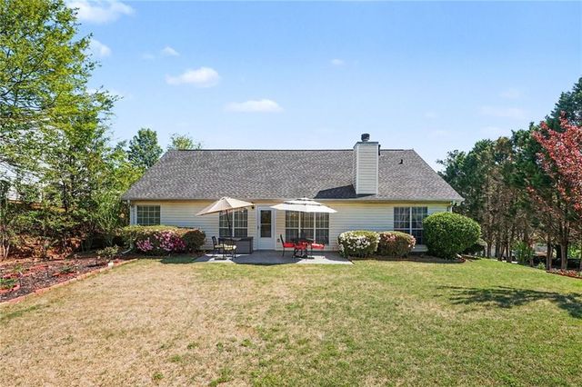 2130 Saint Thomas Way, Suwanee, GA 30024
