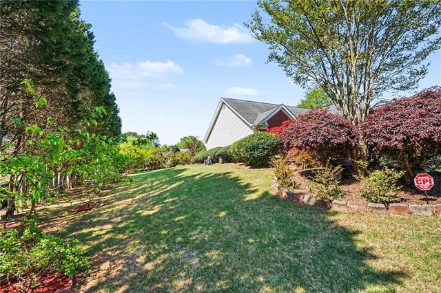 2130 Saint Thomas Way, Suwanee, GA 30024