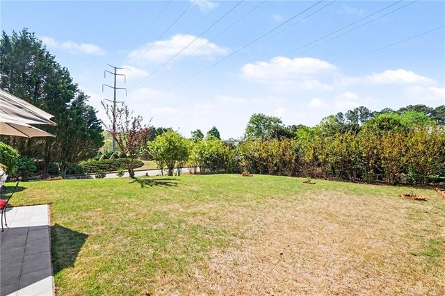 2130 Saint Thomas Way, Suwanee, GA 30024
