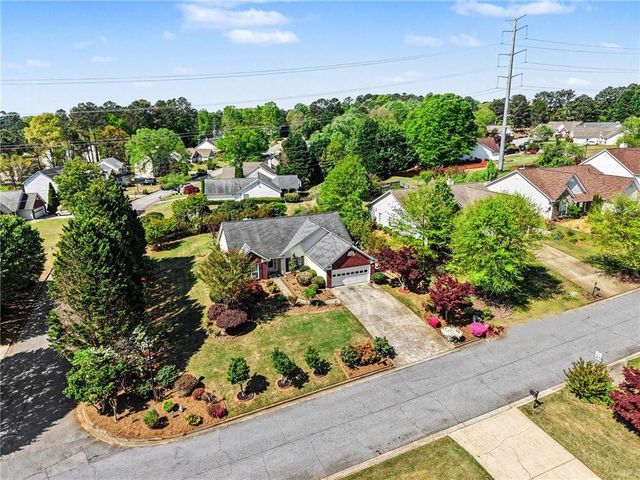 2130 Saint Thomas Way, Suwanee, GA 30024