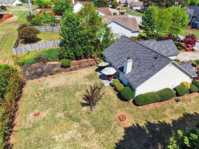 2130 Saint Thomas Way, Suwanee, GA 30024