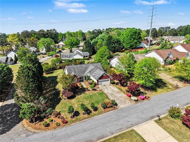 2130 Saint Thomas Way, Suwanee, GA 30024