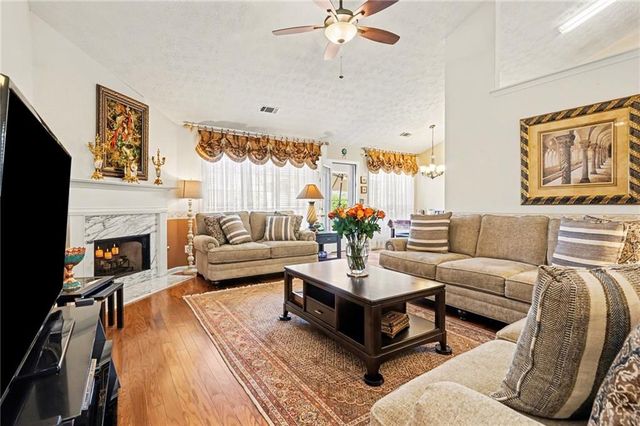 2130 Saint Thomas Way, Suwanee, GA 30024