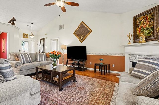 2130 Saint Thomas Way, Suwanee, GA 30024