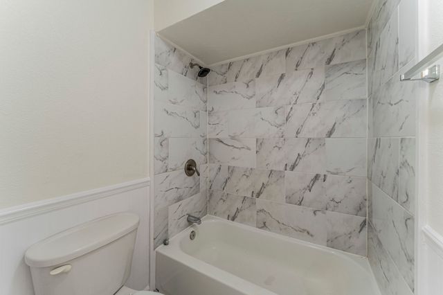 502 Prairie Dell Street, Lewisville, TX 75067