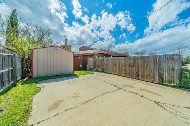 502 Prairie Dell Street, Lewisville, TX 75067