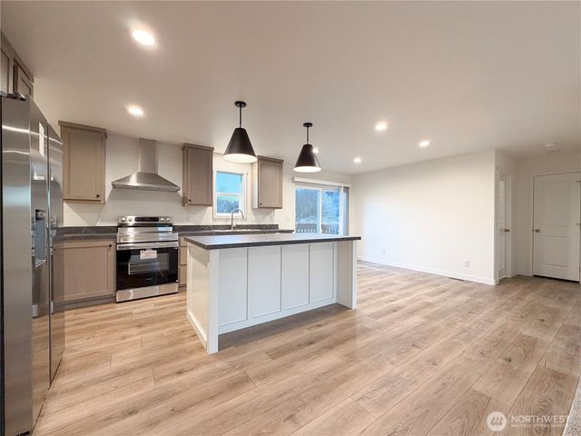 4554 Windemere Street, Longview, WA 98632