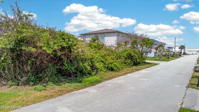 28 Ocean Breeze Circle, Ormond Beach, FL 32176