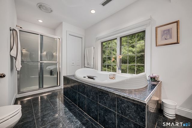 68 Hart Street, Burlington, CT 06013