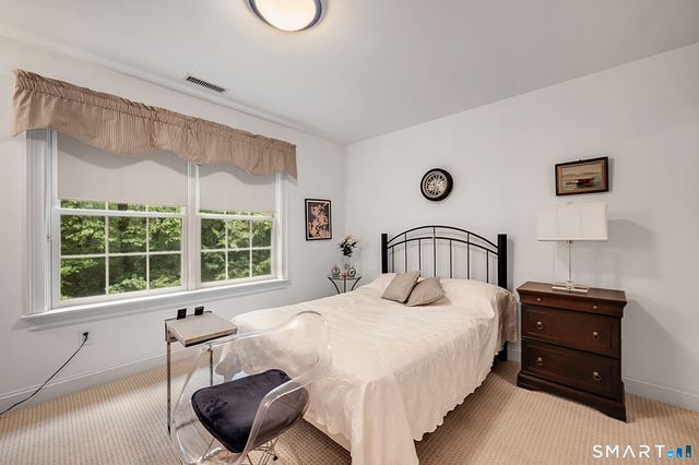 68 Hart Street, Burlington, CT 06013