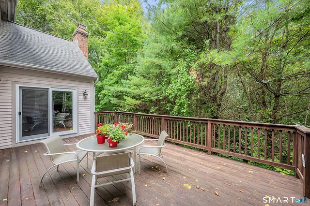 68 Hart Street, Burlington, CT 06013
