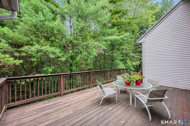 68 Hart Street, Burlington, CT 06013
