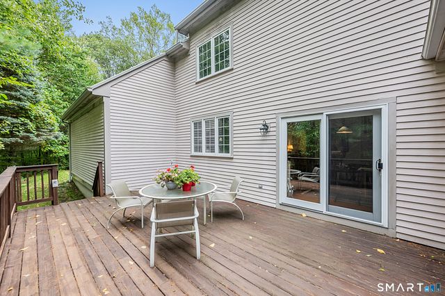 68 Hart Street, Burlington, CT 06013