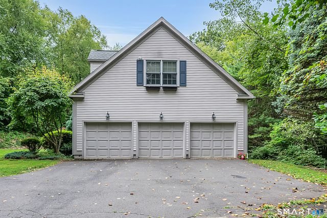 68 Hart Street, Burlington, CT 06013