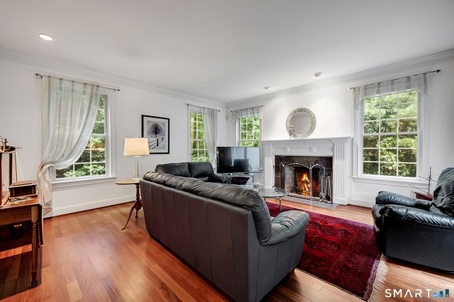 68 Hart Street, Burlington, CT 06013