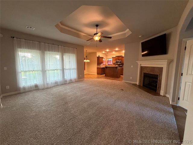 11230 S 275th East Avenue, Coweta, OK 74429