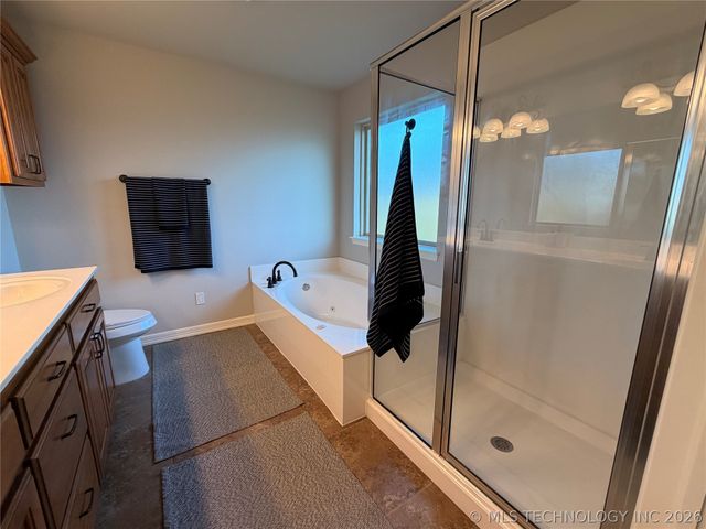 11230 S 275th East Avenue, Coweta, OK 74429