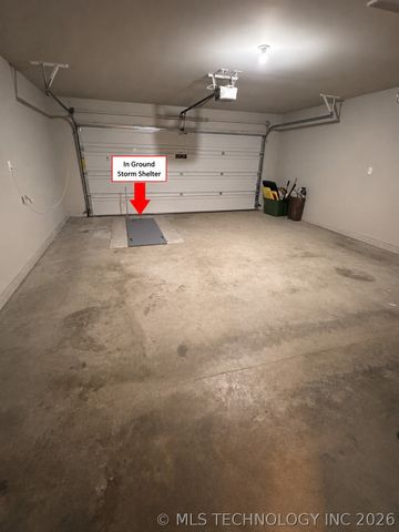 11230 S 275th East Avenue, Coweta, OK 74429