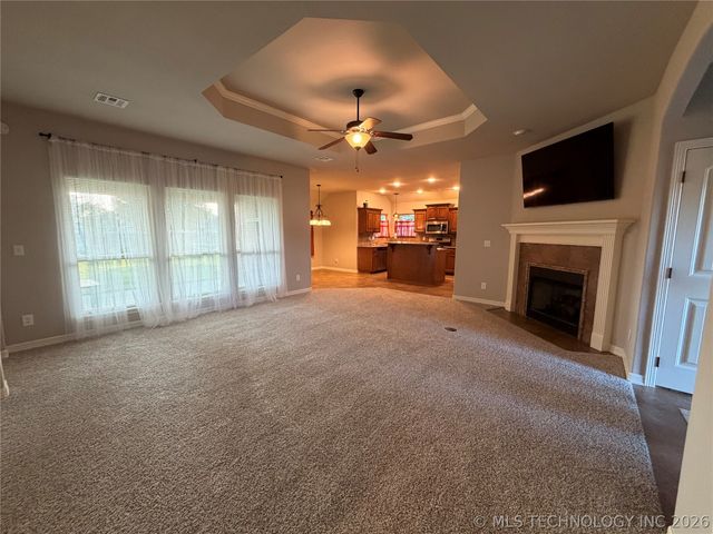 11230 S 275th East Avenue, Coweta, OK 74429