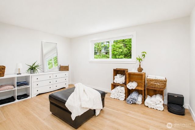 12065 206th Place SE, Issaquah, WA 98027