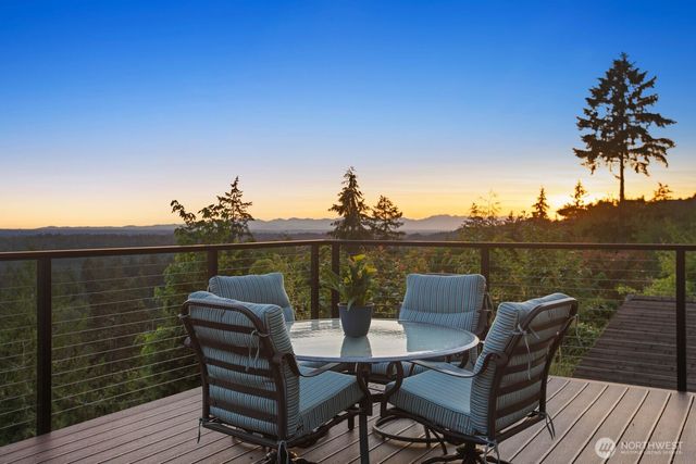 12065 206th Place SE, Issaquah, WA 98027