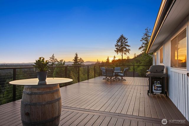 12065 206th Place SE, Issaquah, WA 98027
