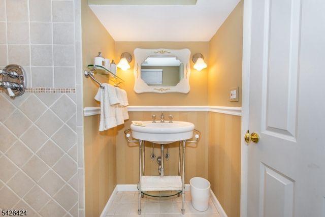 85 Athens Rd, Millburn Twp., NJ 07078