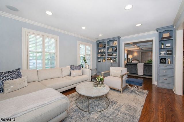 85 Athens Rd, Millburn Twp., NJ 07078