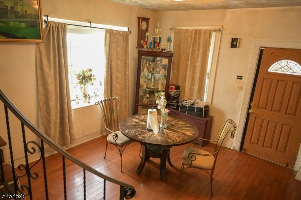 131 N 19Th St, East Orange City, NJ 07017 — photo 5