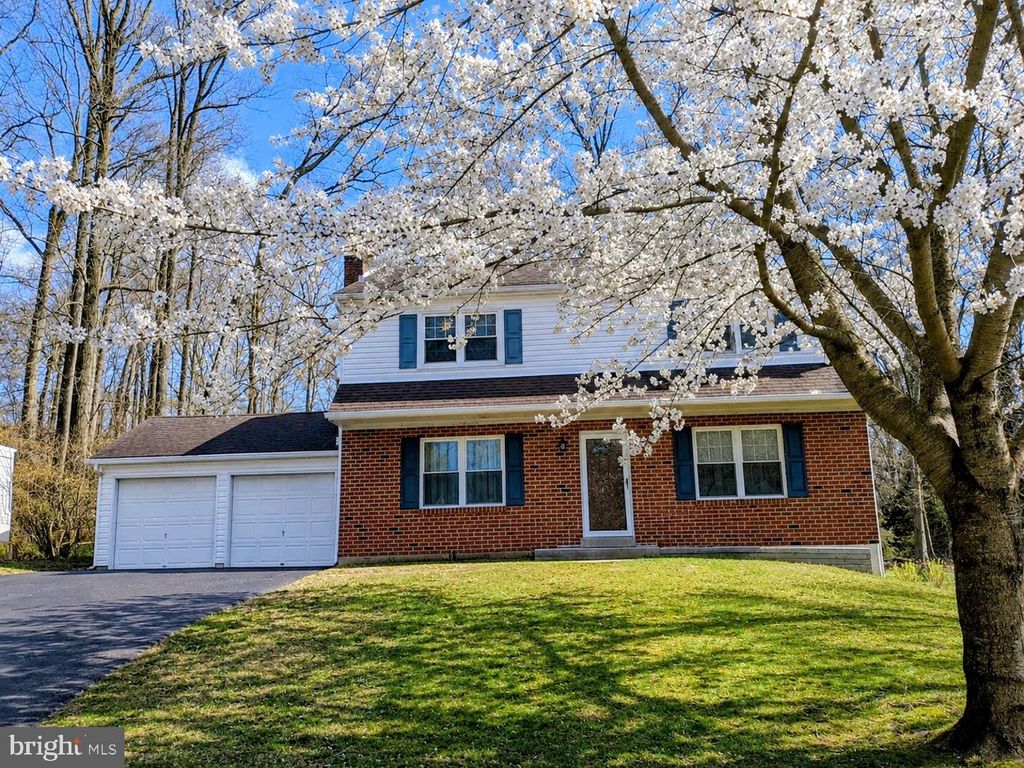 718 BICKING DR, West Chester, PA 19382