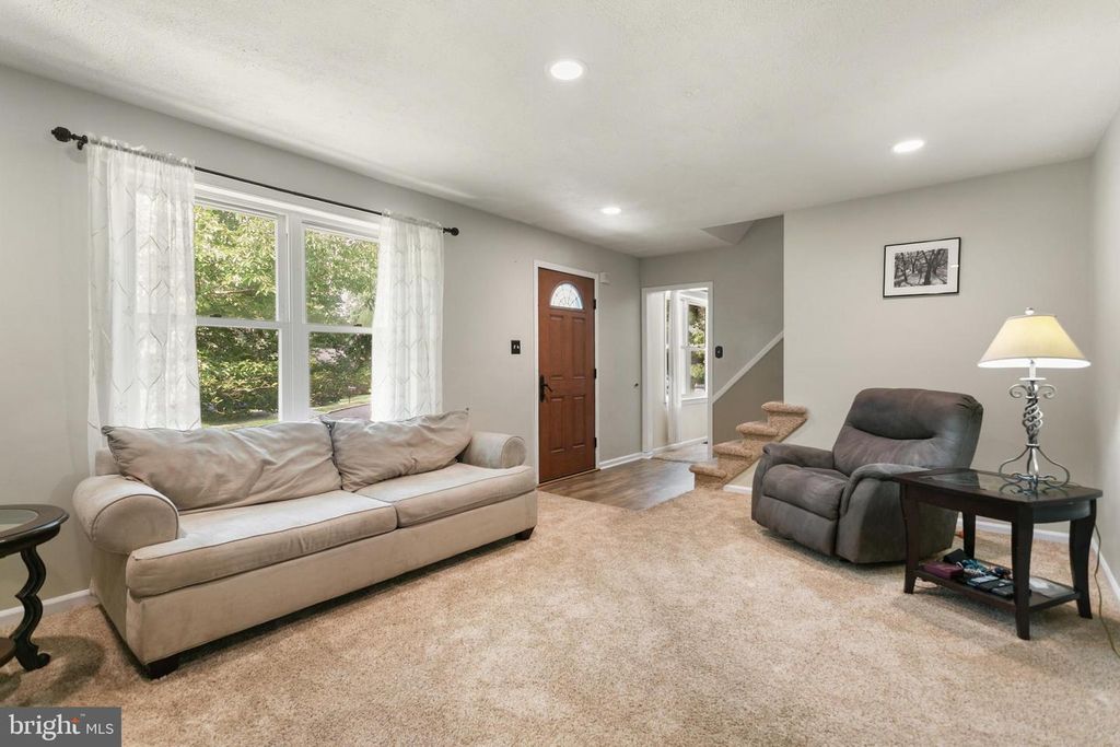 718 BICKING DR, WEST CHESTER, PA 19382 — photo 3
