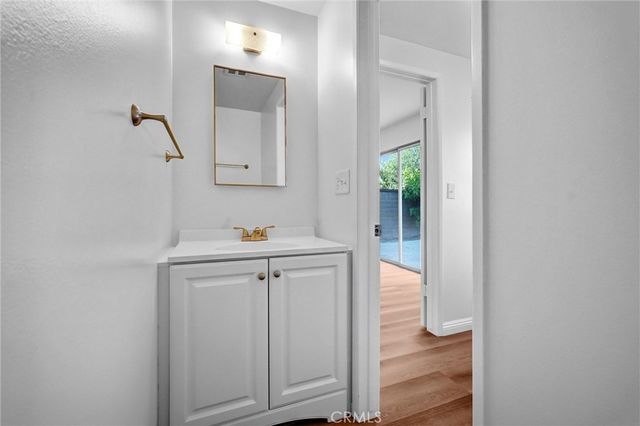 17362 Breda Lane, Huntington Beach, CA 92649