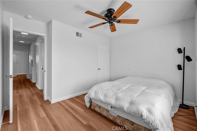 17362 Breda Lane, Huntington Beach, CA 92649