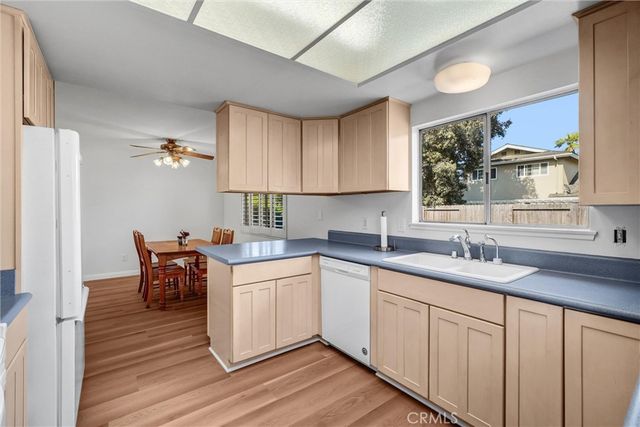 17362 Breda Lane, Huntington Beach, CA 92649