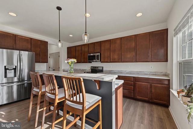 4350 BLACKBURN DR, Stewartstown, PA 17363