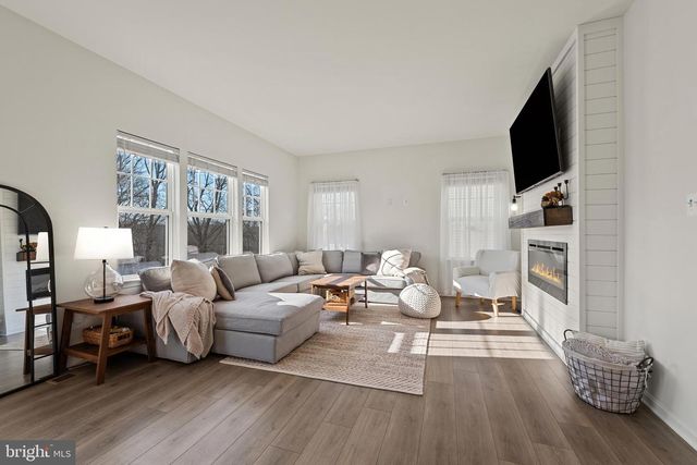 4350 BLACKBURN DR, Stewartstown, PA 17363