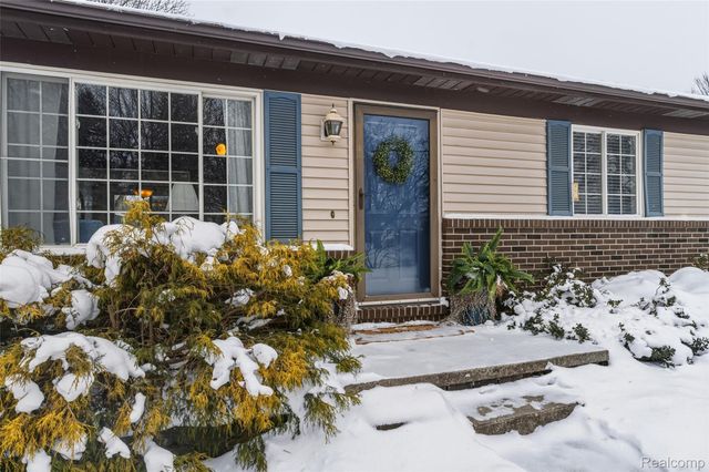 3843 Thomas Road, Oxford Charter Township, MI 48371