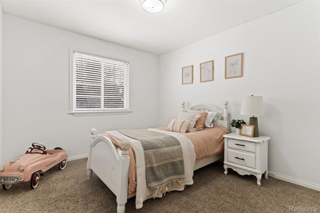 3843 Thomas Road, Oxford Charter Township, MI 48371