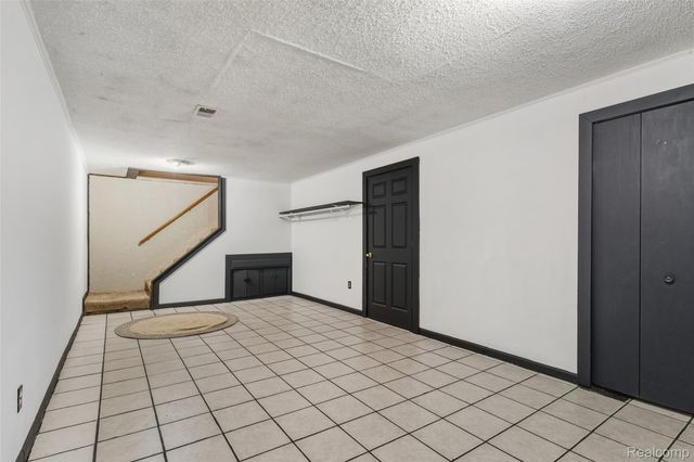 3843 Thomas Road, Oxford Charter Township, MI 48371