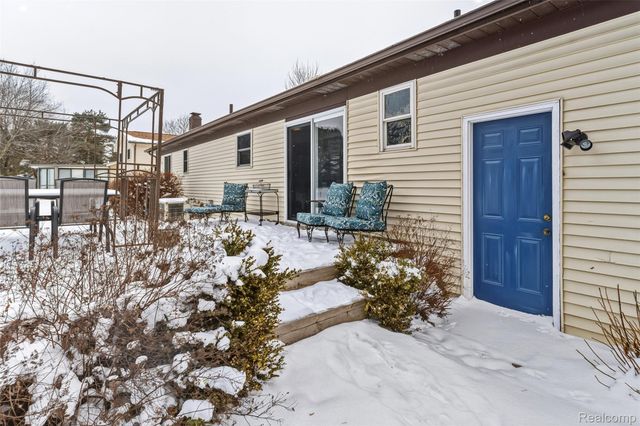 3843 Thomas Road, Oxford Charter Township, MI 48371