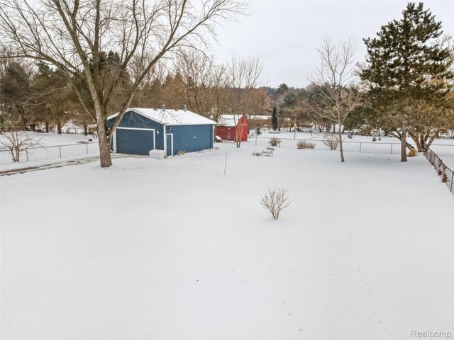 3843 Thomas Road, Oxford Charter Township, MI 48371