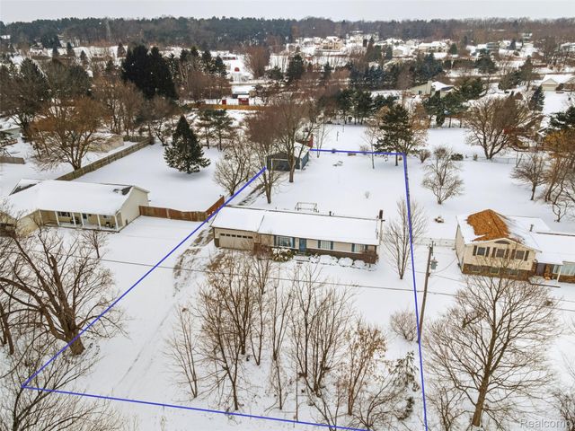 3843 Thomas Road, Oxford Charter Township, MI 48371