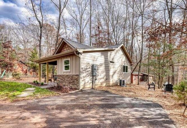 246 Chimney Ridge, Blairsville, GA 30512