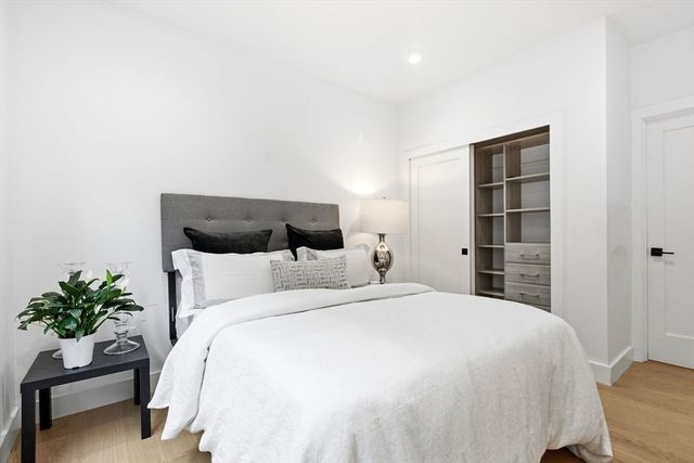 472 W Broadway 202, Boston, MA 02127