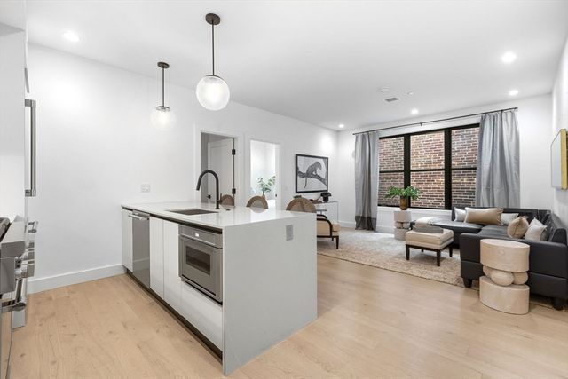 472 W Broadway 202, Boston, MA 02127